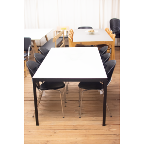 8000C Spisebord m/ Udtrk