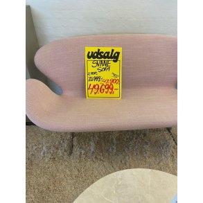 Svane Sofa